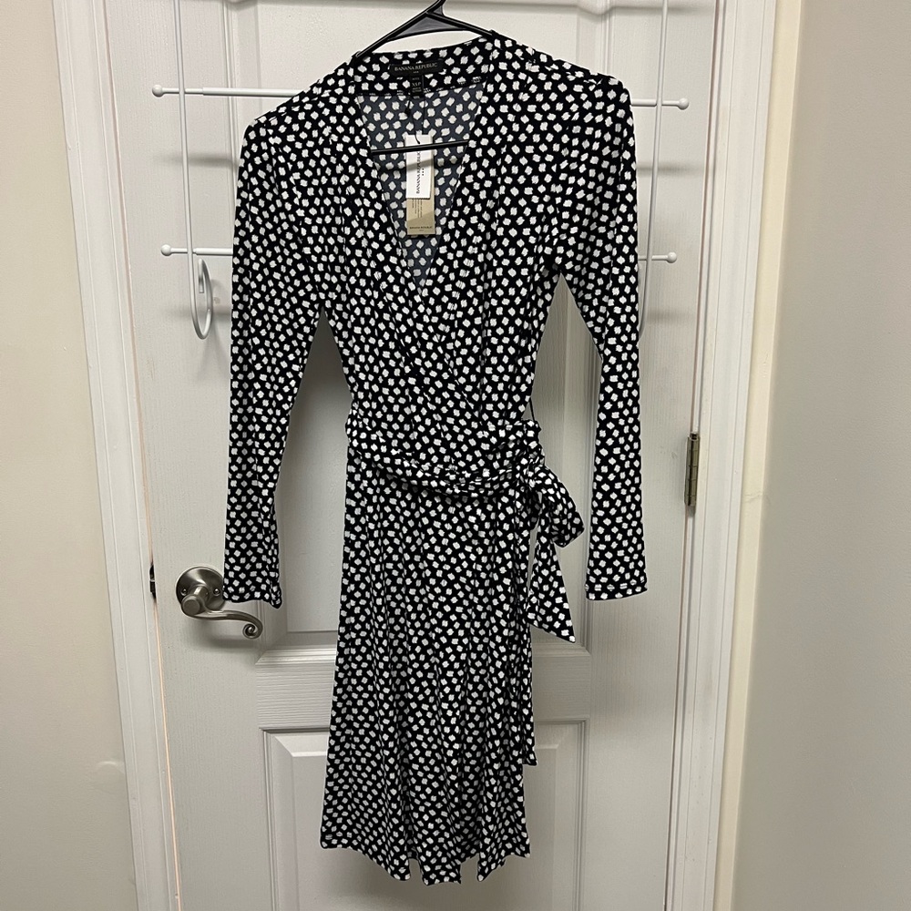 Banana Republic Factory Wrap Dress